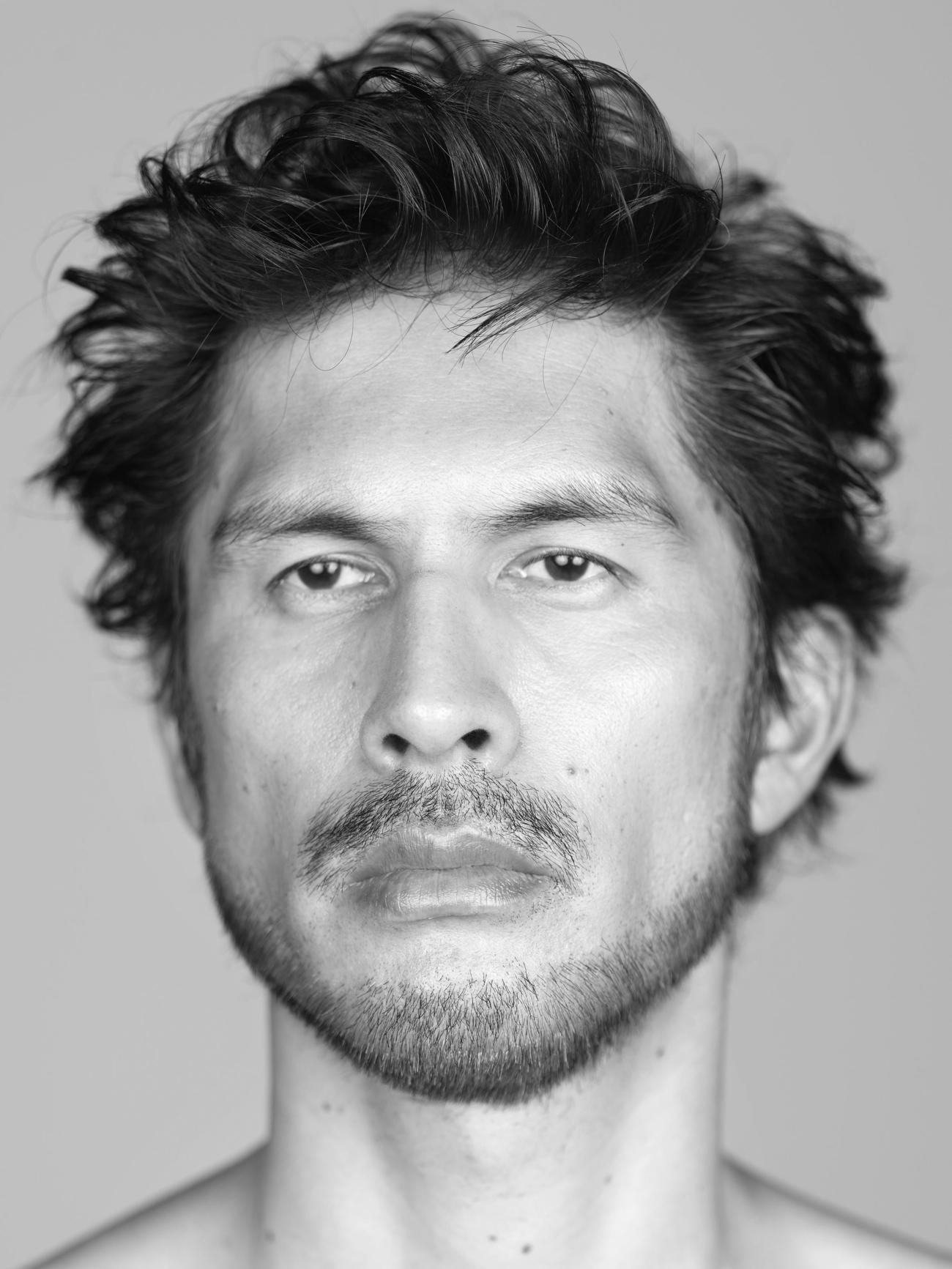 純日本人です 平井堅はハーフでもクォーターでもはなく日本人だった 本人が外国の血が流れていないか検査していた 有名人調査隊